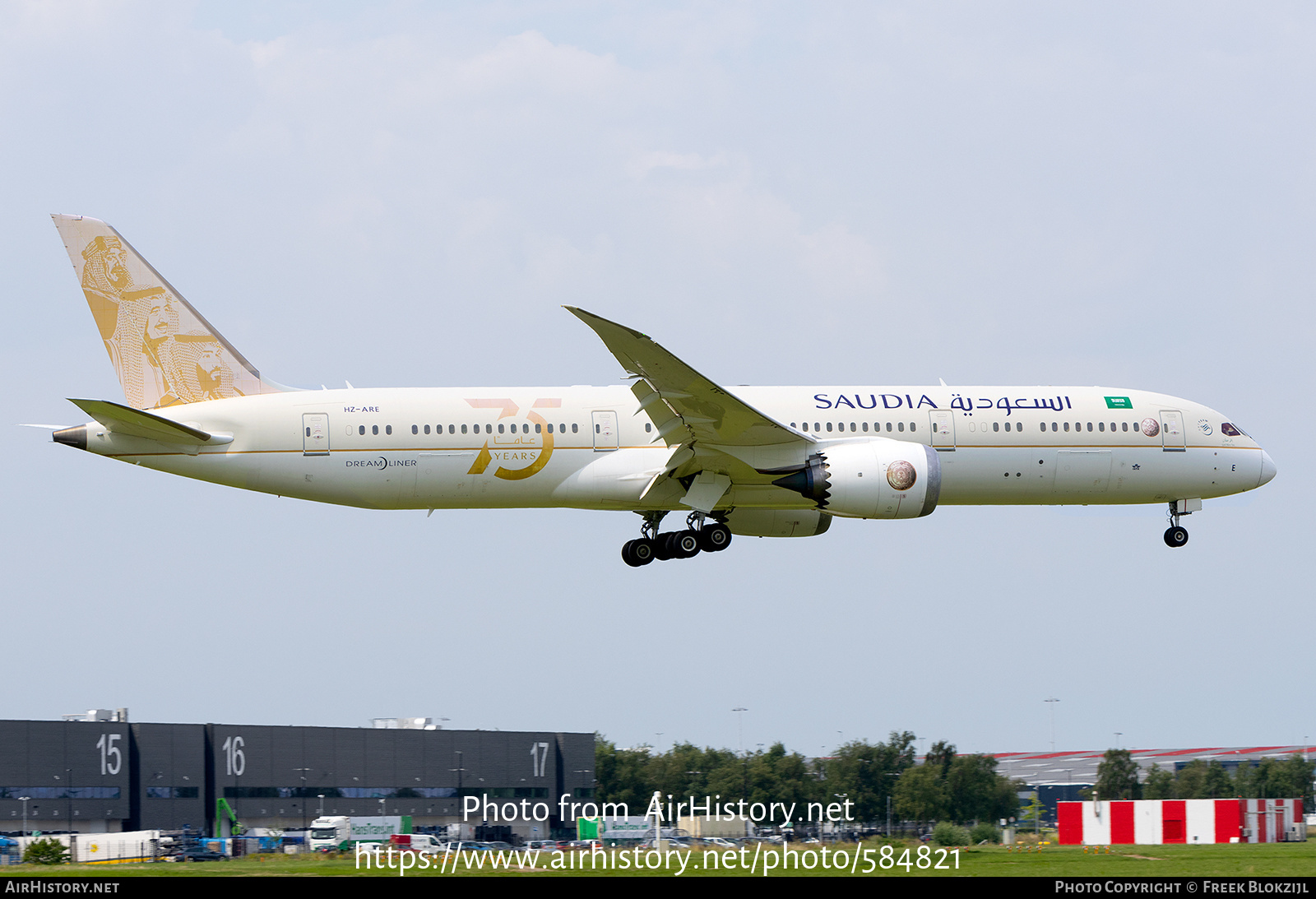 Aircraft Photo of HZ-ARE | Boeing 787-9 Dreamliner | Saudia - Saudi Arabian Airlines | AirHistory.net #584821