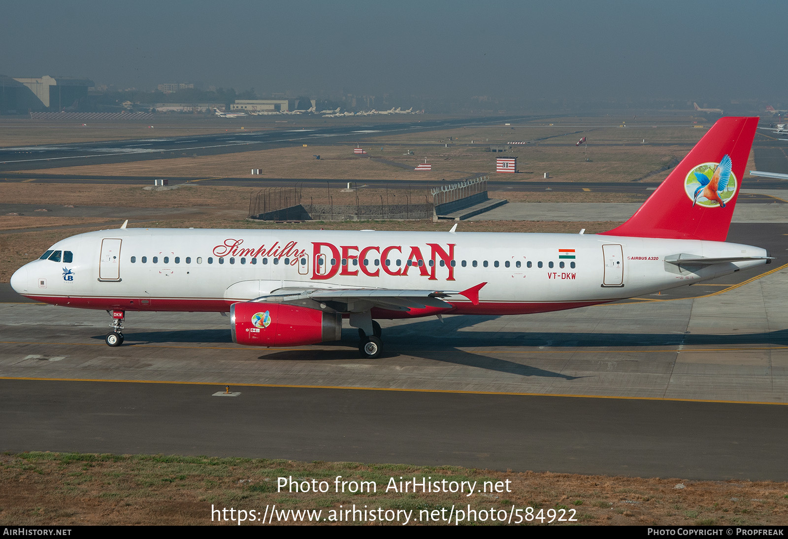 Aircraft Photo of VT-DKW | Airbus A320-232 | Simplifly Deccan | AirHistory.net #584922