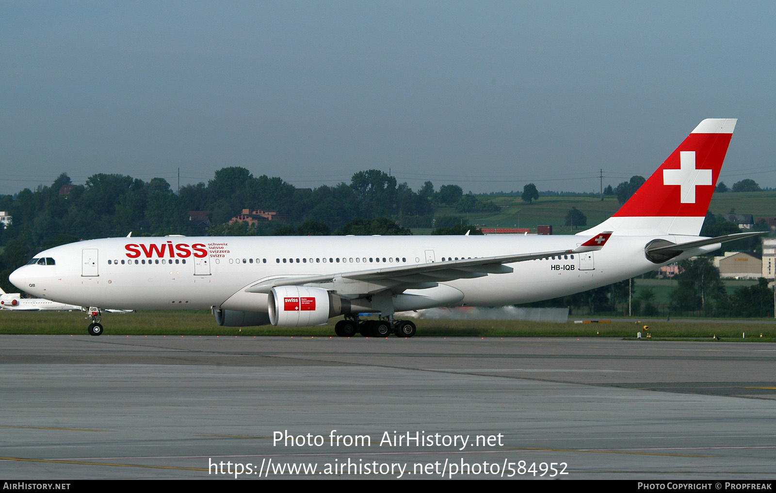 Aircraft Photo of HB-IQB | Airbus A330-223 | Swiss International Air Lines | AirHistory.net #584952