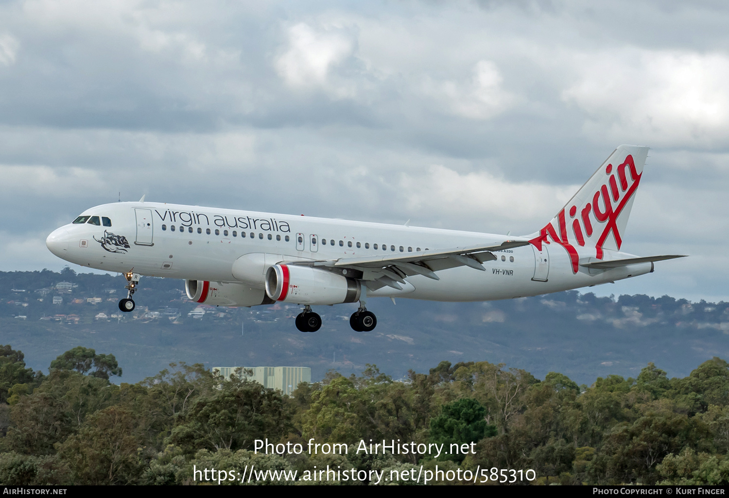 Aircraft Photo of VH-VNR | Airbus A320-232 | Virgin Australia Regional Airlines | AirHistory.net #585310