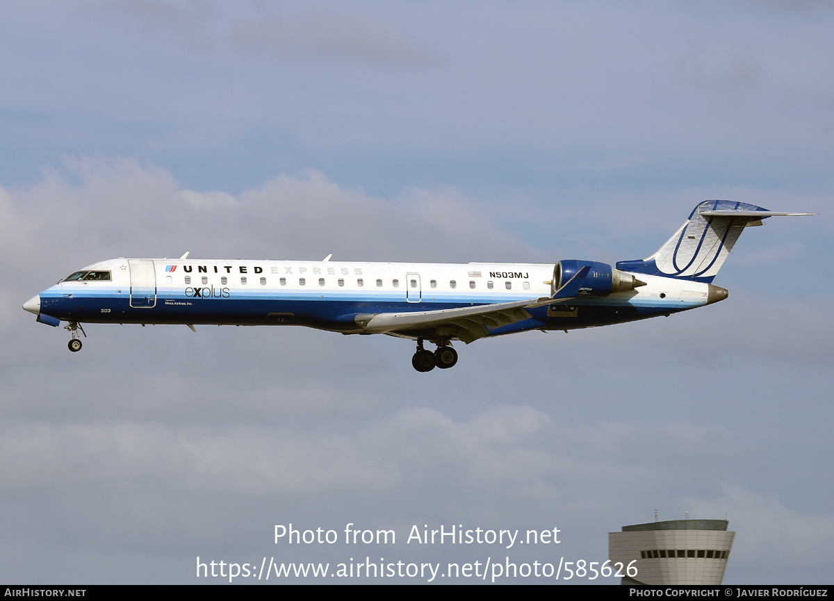 Aircraft Photo of N503MJ | Bombardier CRJ-700 (CL-600-2C10) | United Express | AirHistory.net #585626