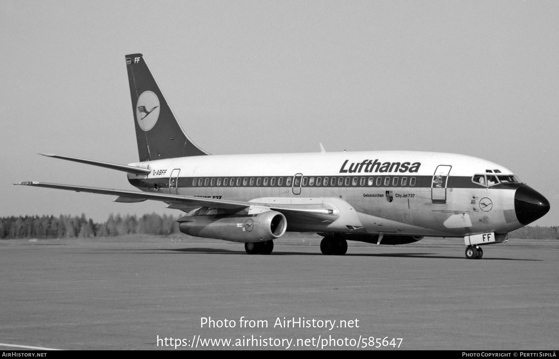 Aircraft Photo of D-ABFF | Boeing 737-230/Adv | Lufthansa | AirHistory.net #585647