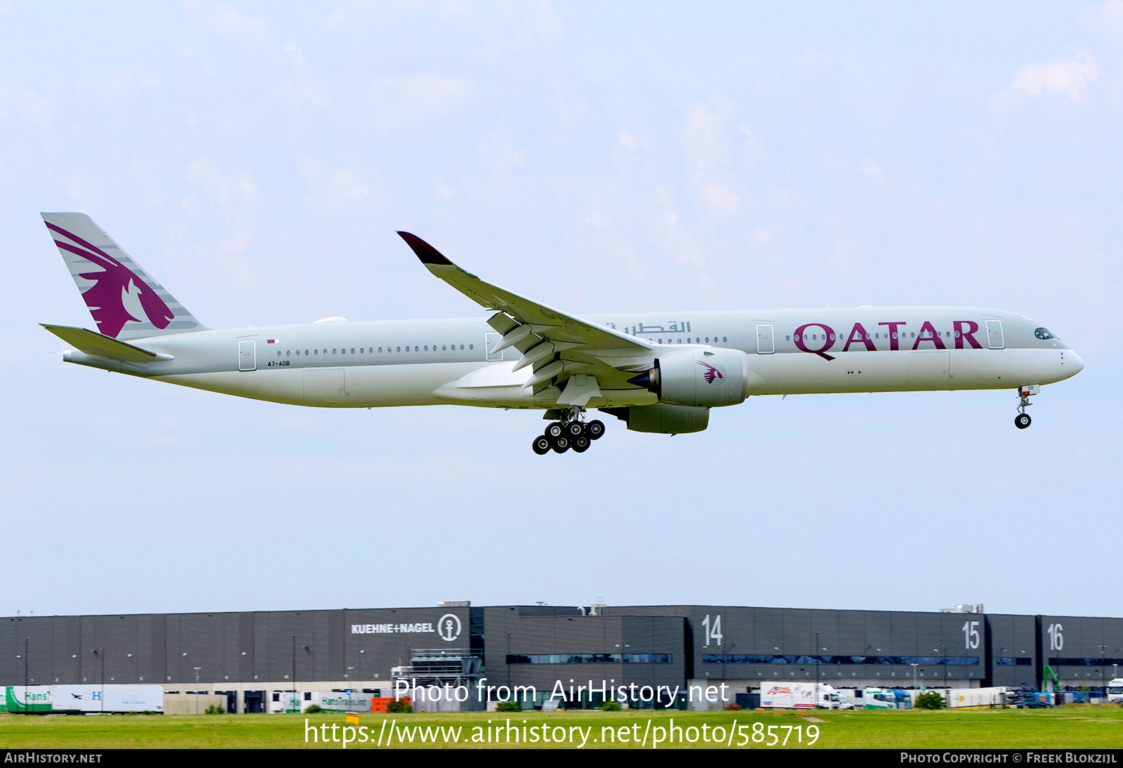 Aircraft Photo of A7-AOB | Airbus A350-1041 | Qatar Airways | AirHistory.net #585719