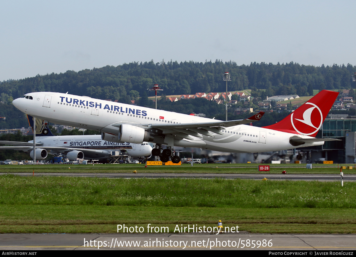 Aircraft Photo of TC-JIT | Airbus A330-223 | Turkish Airlines | AirHistory.net #585986