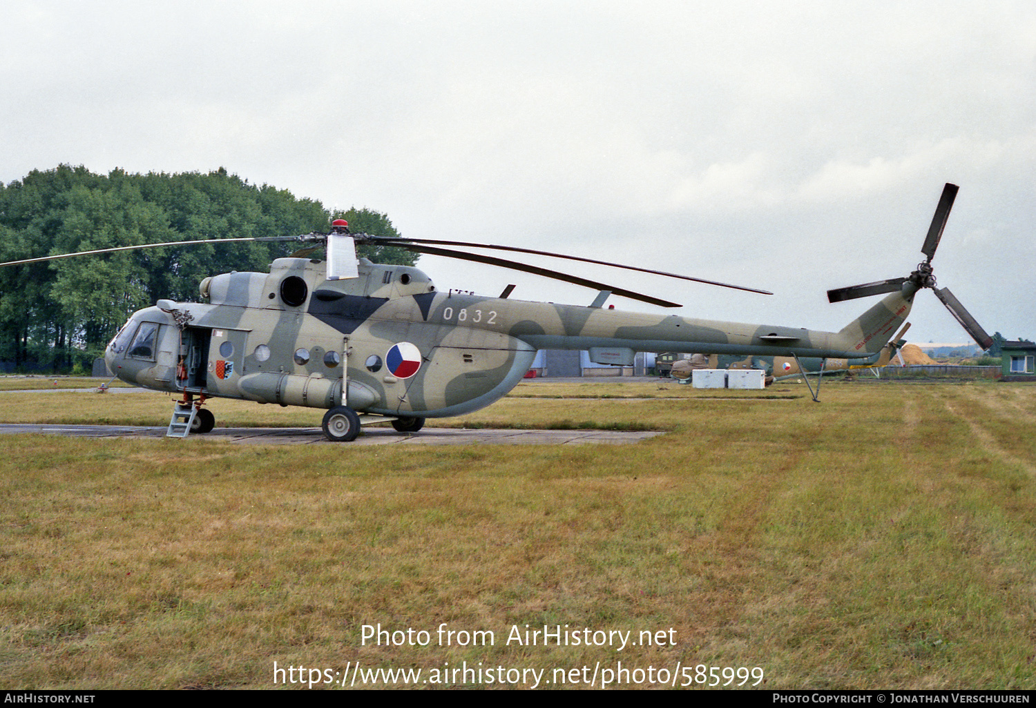 Aircraft Photo of 0832 | Mil Mi-17 | Czechoslovakia - Air Force | AirHistory.net #585999