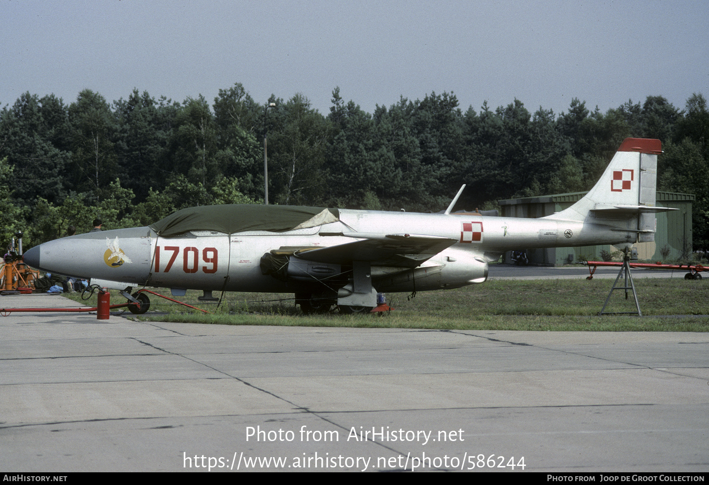 Aircraft Photo Of 1709 | PZL-Mielec TS-11 Iskra Bis DF | Poland - Air ...