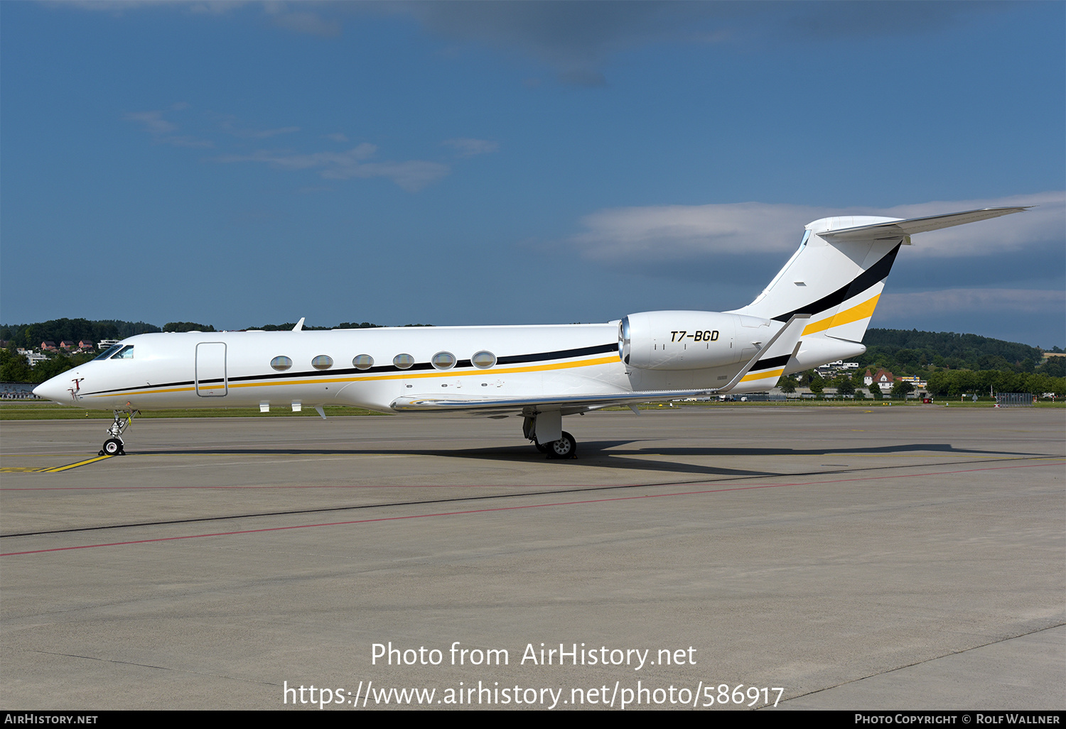 Aircraft Photo of T7-BGD | Gulfstream Aerospace G-V Gulfstream V | AirHistory.net #586917