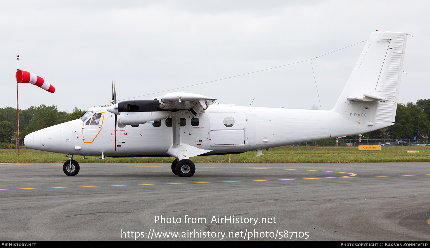 Aircraft Photo of 292 | De Havilland Canada DHC-6-300 Twin Otter | AirHistory.net #587105