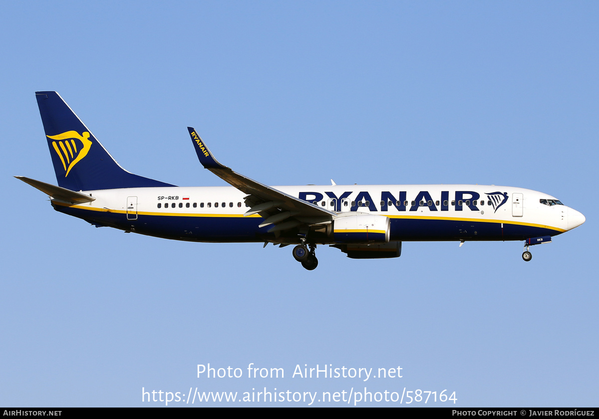 Aircraft Photo of SP-RKB | Boeing 737-8AS | Ryanair | AirHistory.net #587164