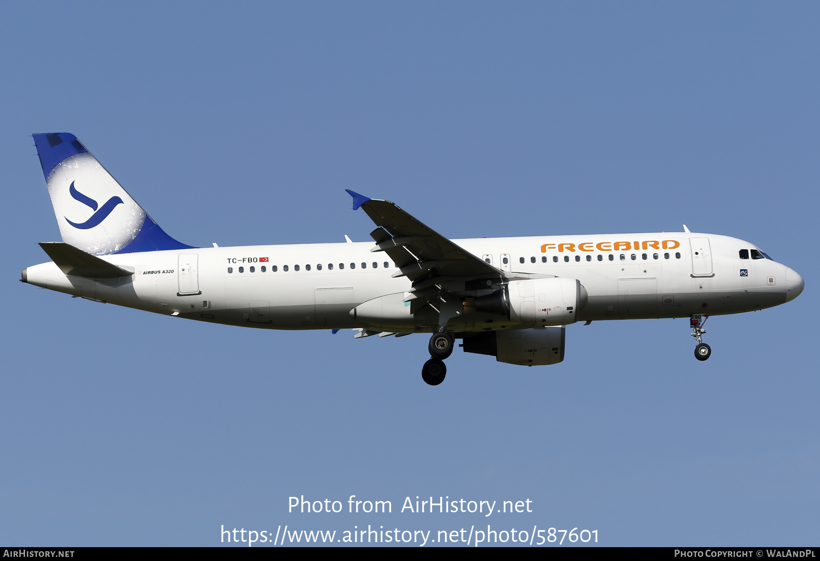 Aircraft Photo of TC-FBO | Airbus A320-214 | Freebird Airlines | AirHistory.net #587601