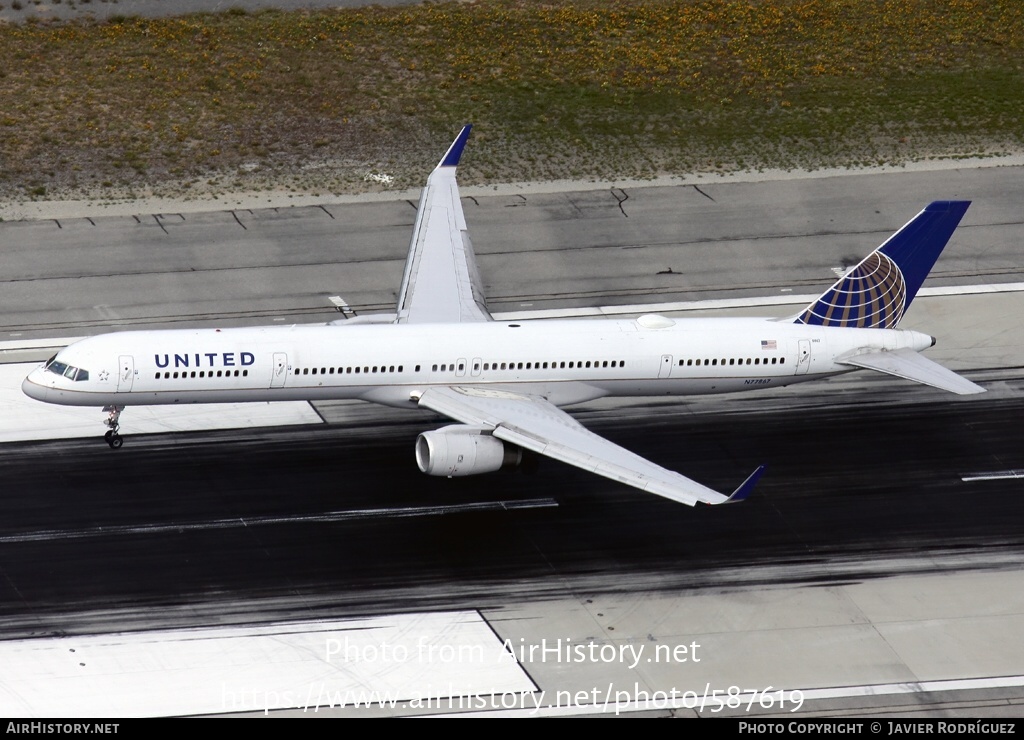 Aircraft Photo of N77867 | Boeing 757-33N | United Airlines | AirHistory.net #587619