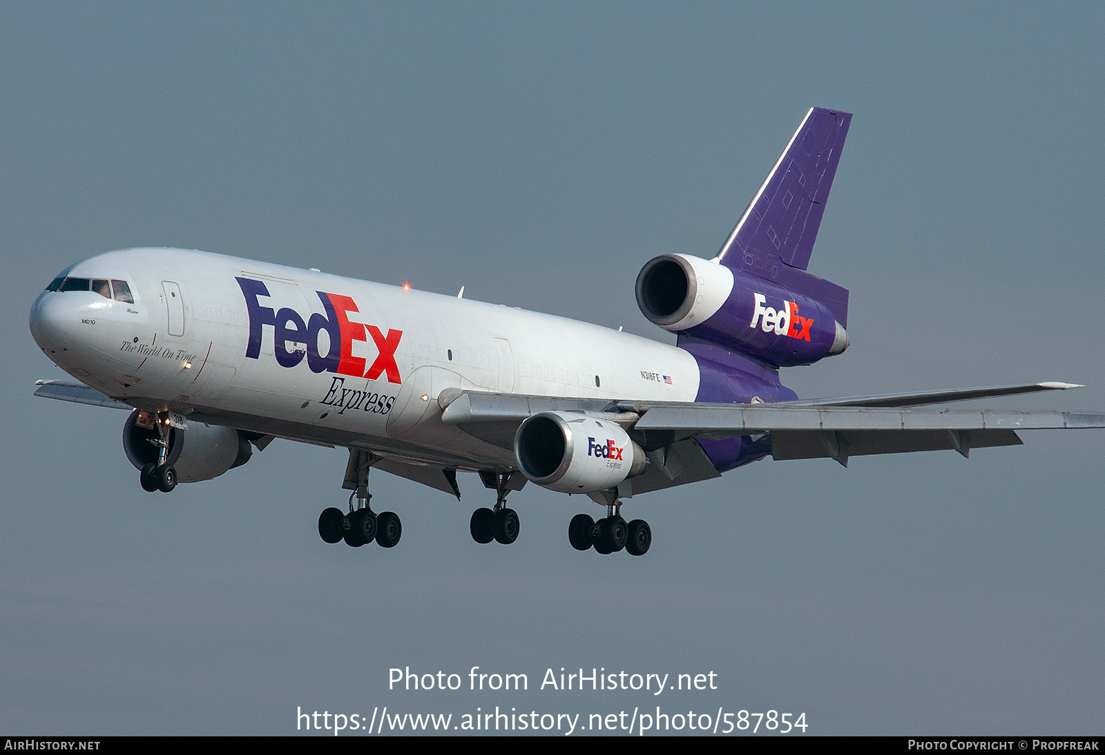 Aircraft Photo of N318FE | Boeing MD-10-30F | FedEx Express - Federal Express | AirHistory.net #587854