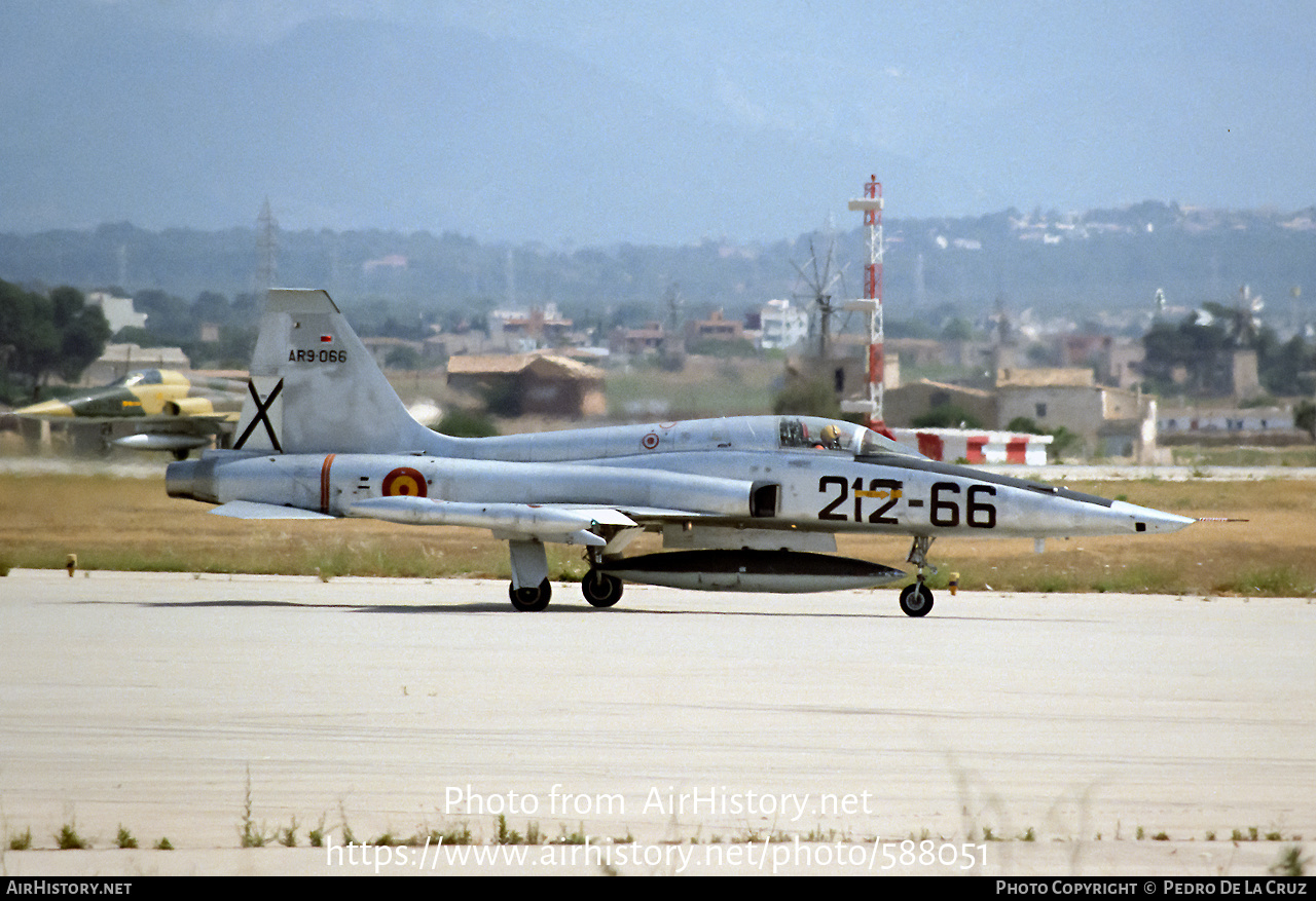 Aircraft Photo of AR.9-066 | Northrop SRF-5A Freedom Fighter | Spain - Air Force | AirHistory.net #588051