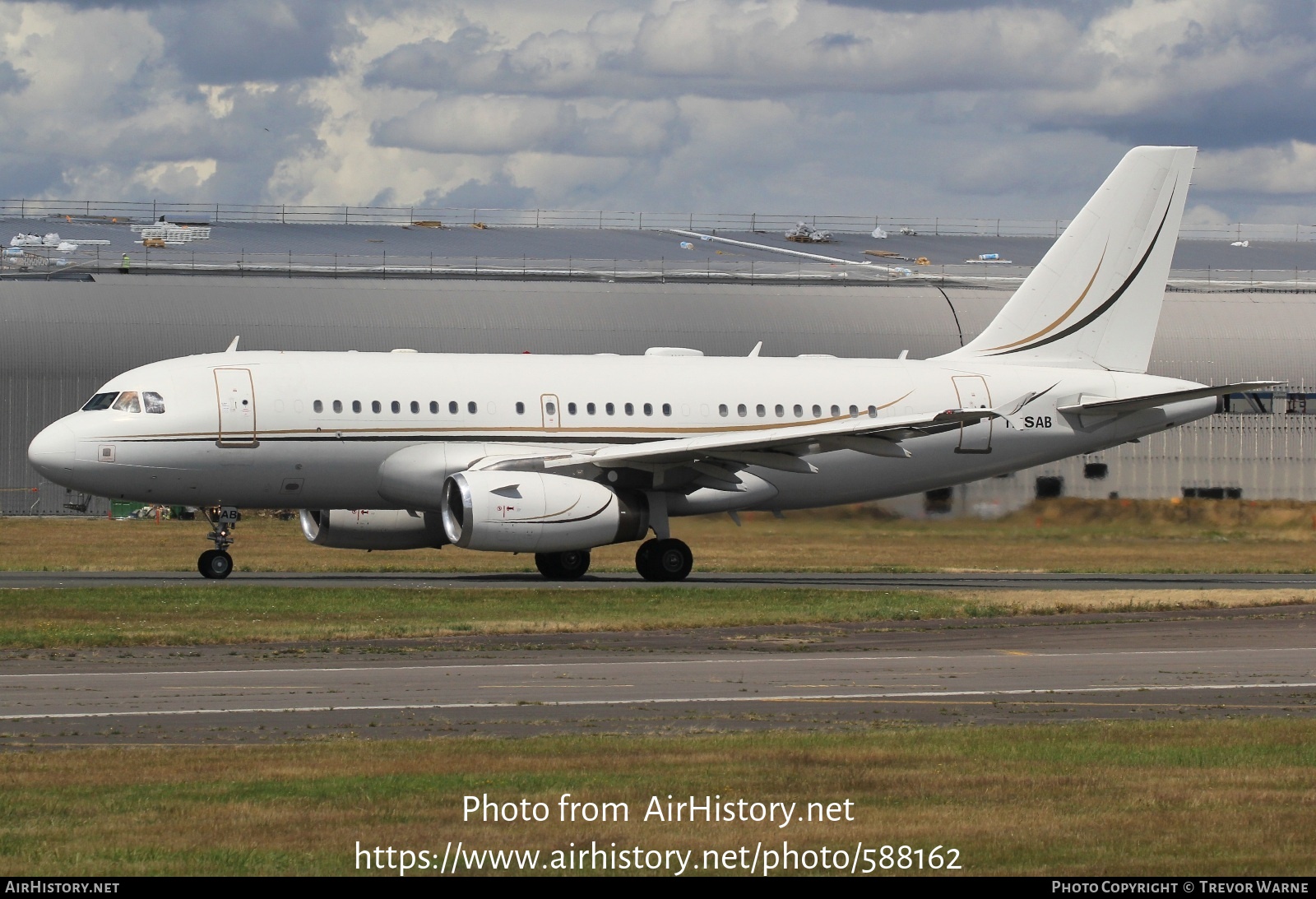 Aircraft Photo of T7-SAB | Airbus ACJ319 (A319-133/CJ) | AirHistory.net #588162