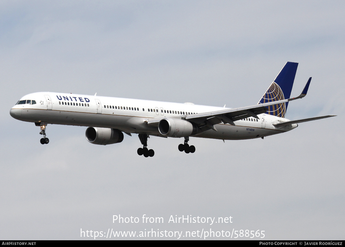 Aircraft Photo of N74856 | Boeing 757-324 | United Airlines | AirHistory.net #588565