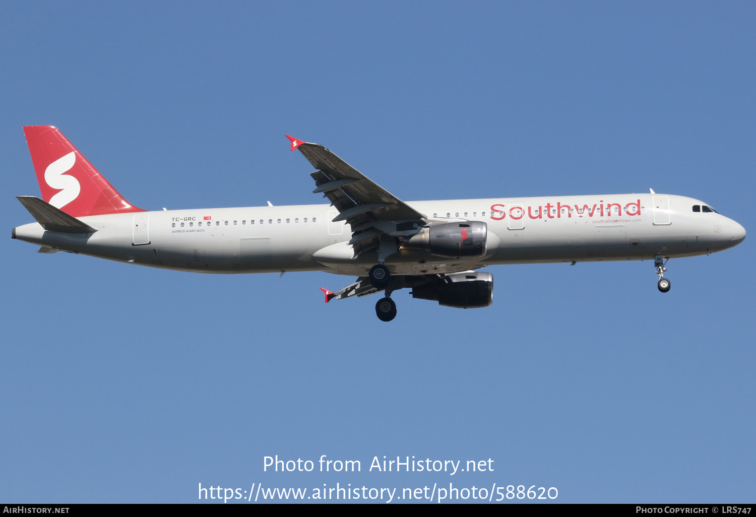 Aircraft Photo of TC-GRC | Airbus A321-211 | Southwind Airlines | AirHistory.net #588620