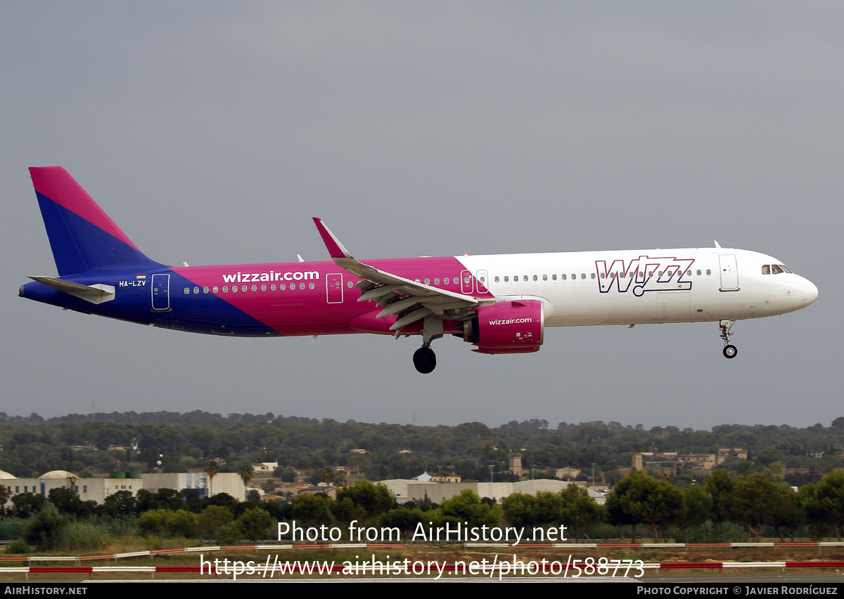 Aircraft Photo of HA-LZV | Airbus A321-271NX | Wizz Air | AirHistory.net #588773