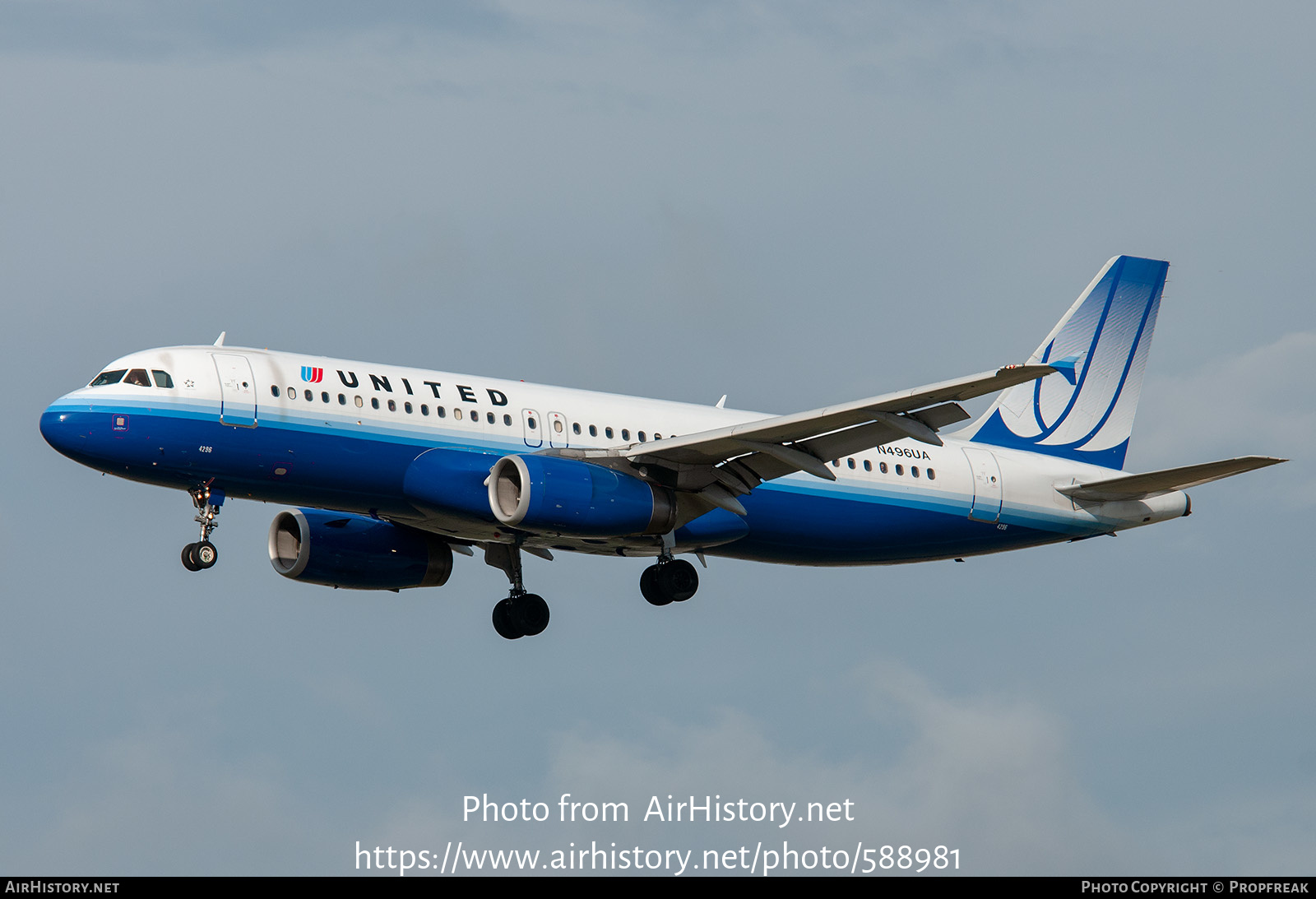 Aircraft Photo of N496UA | Airbus A320-232 | United Airlines | AirHistory.net #588981