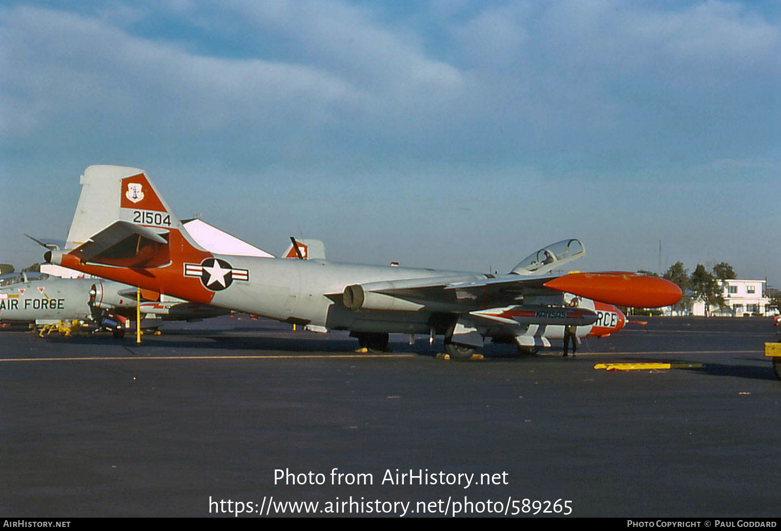 Aircraft Photo of 52-1504 / 21504 | Martin EB-57B Canberra | USA - Air Force | AirHistory.net #589265