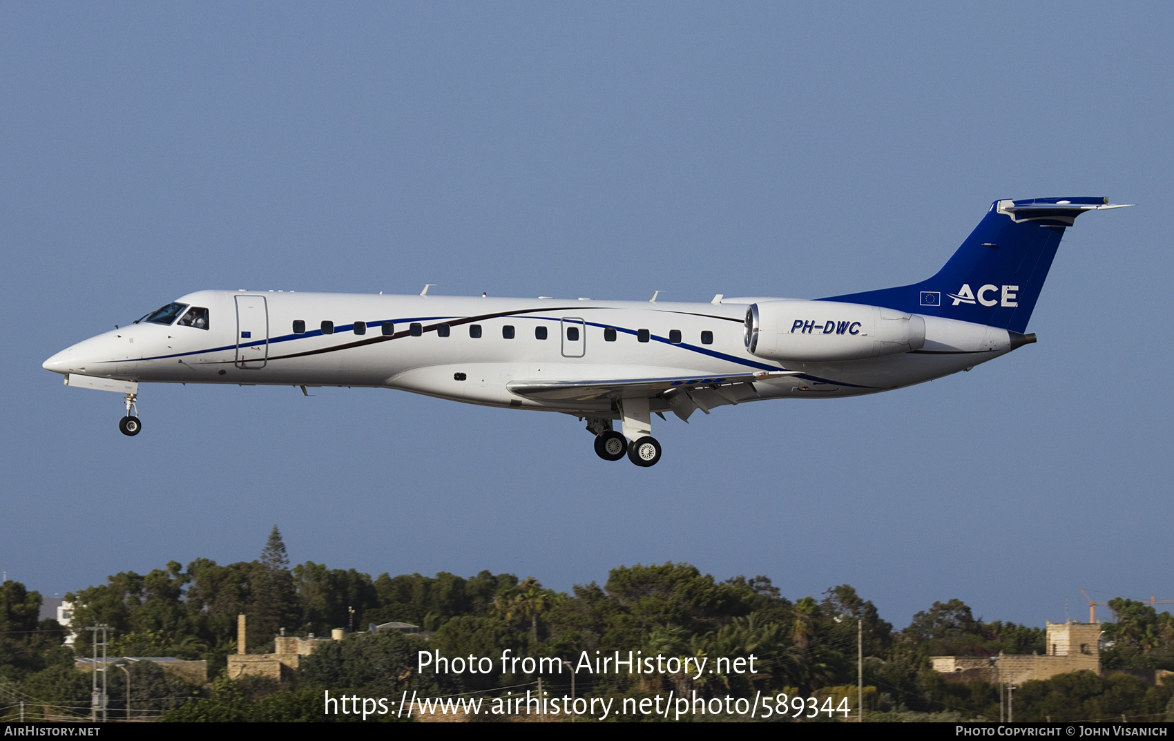 Aircraft Photo of PH-DWC | Embraer ERJ-135LR (EMB-135LR) | ACE - Air Charters Europe | AirHistory.net #589344