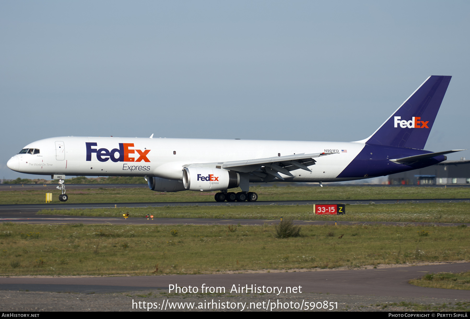 Aircraft Photo of N901FD | Boeing 757-2B7(SF) | FedEx Express - Federal Express | AirHistory.net #590851