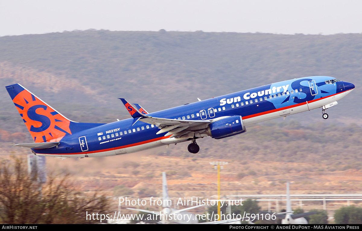 Aircraft Photo of N821SY | Boeing 737-8FH | Sun Country Airlines | AirHistory.net #591106