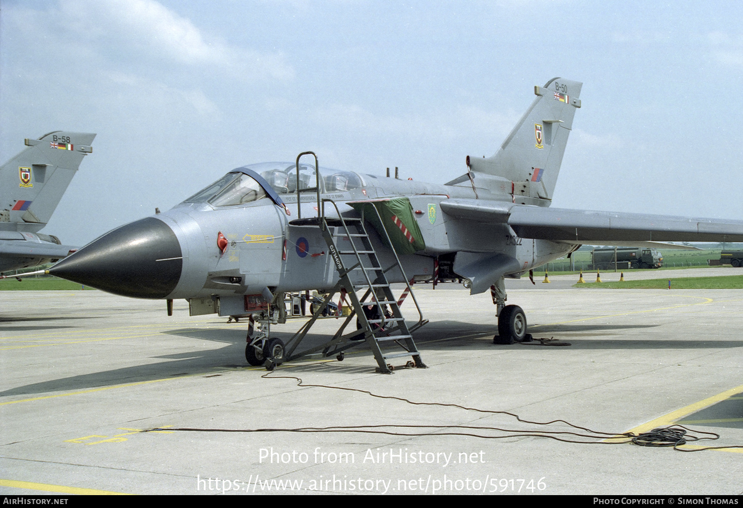 Aircraft Photo of ZA322 | Panavia Tornado GR1 | UK - Air Force ...