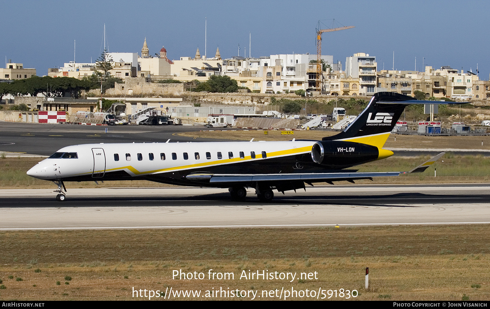 Aircraft Photo of VH-LON | Bombardier Global 7500 (BD-700-2A12) | LEE - Lance East Enterprises | AirHistory.net #591830