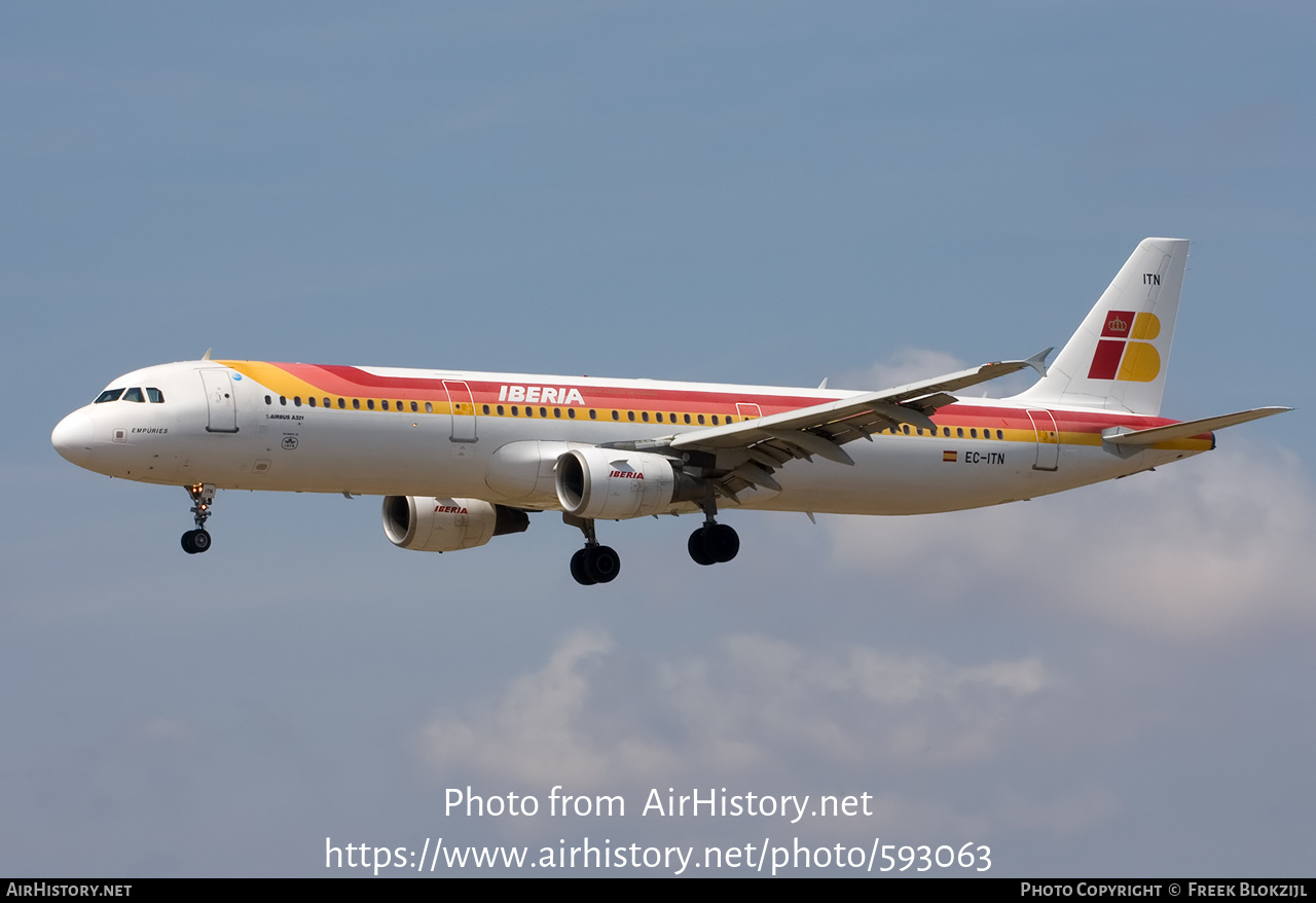 Aircraft Photo of EC-ITN | Airbus A321-211 | Iberia | AirHistory.net #593063