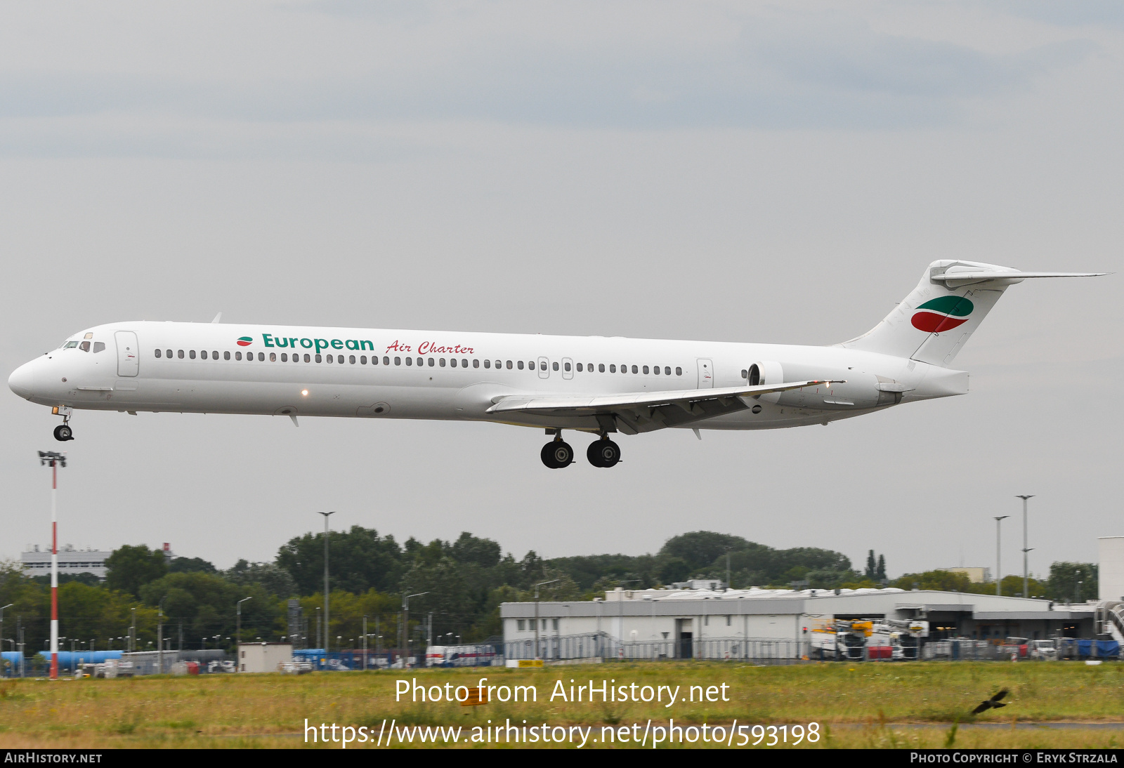 Aircraft Photo of LZ-LDP | McDonnell Douglas MD-82 (DC-9-82) | European Air Charter | AirHistory.net #593198