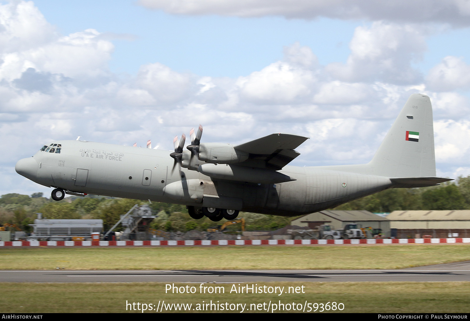 Aircraft Photo of 1215 | Lockheed L-100-30 Hercules (382G) | United Arab Emirates - Air Force | AirHistory.net #593680