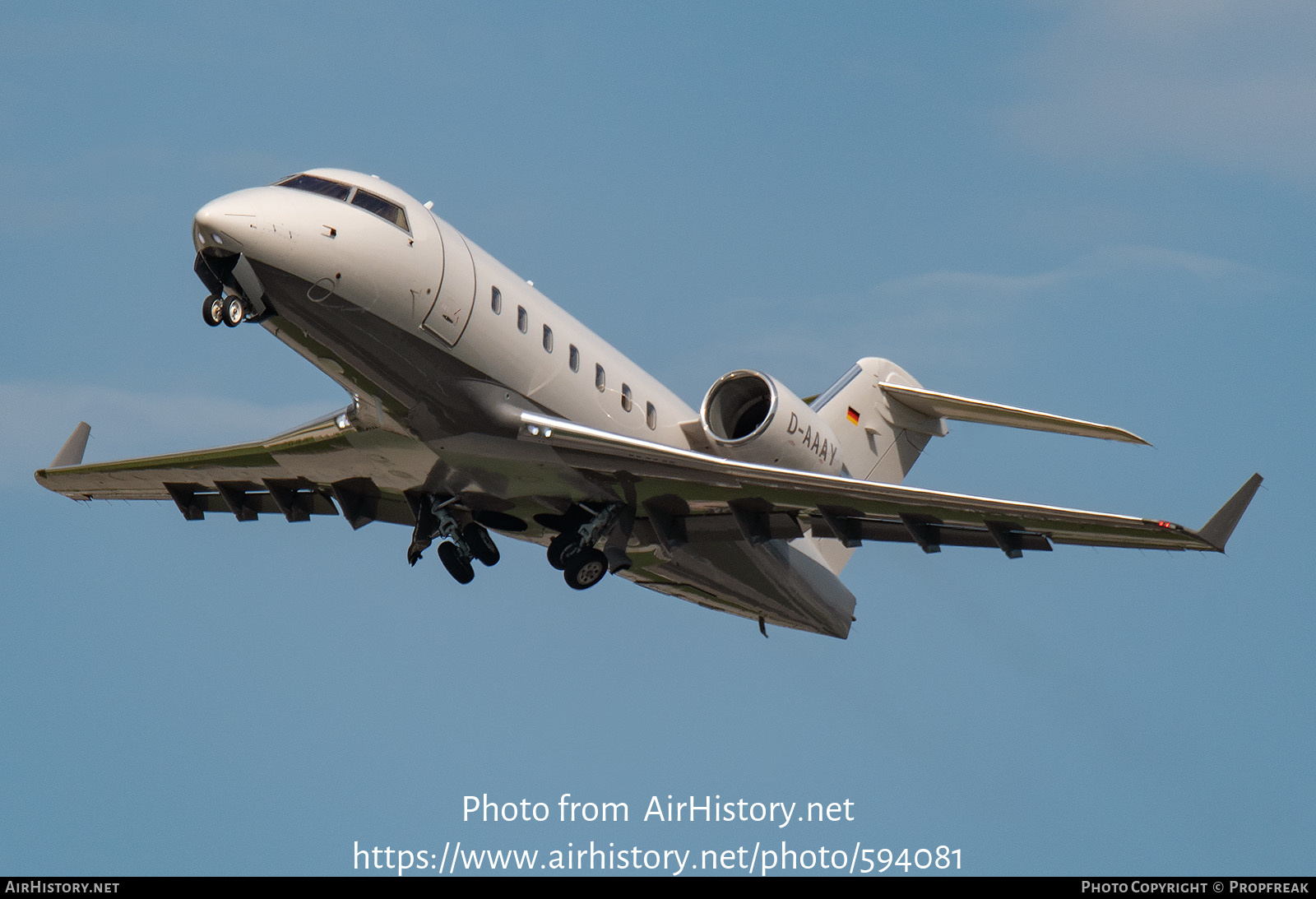 Aircraft Photo of D-AAAY | Bombardier Challenger 604 (CL-600-2B16) | AirHistory.net #594081