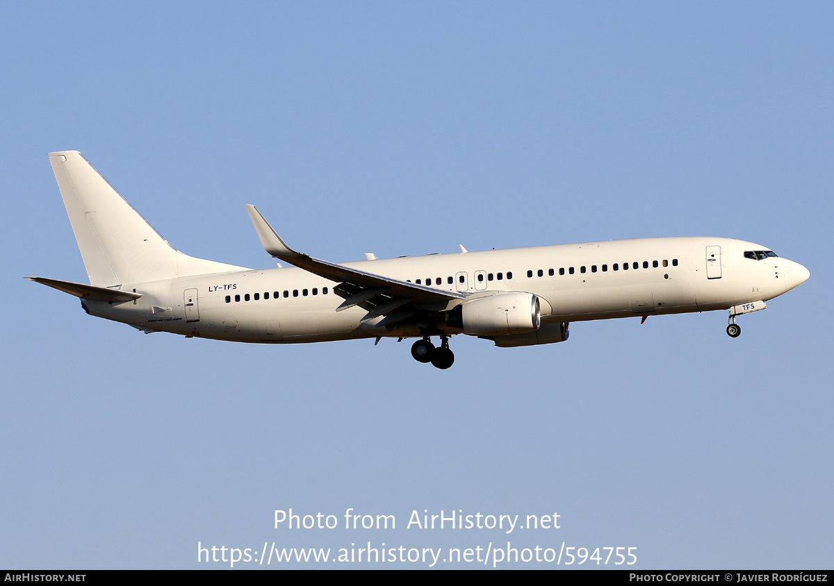 Aircraft Photo of LY-TFS | Boeing 737-86J | AirHistory.net #594755