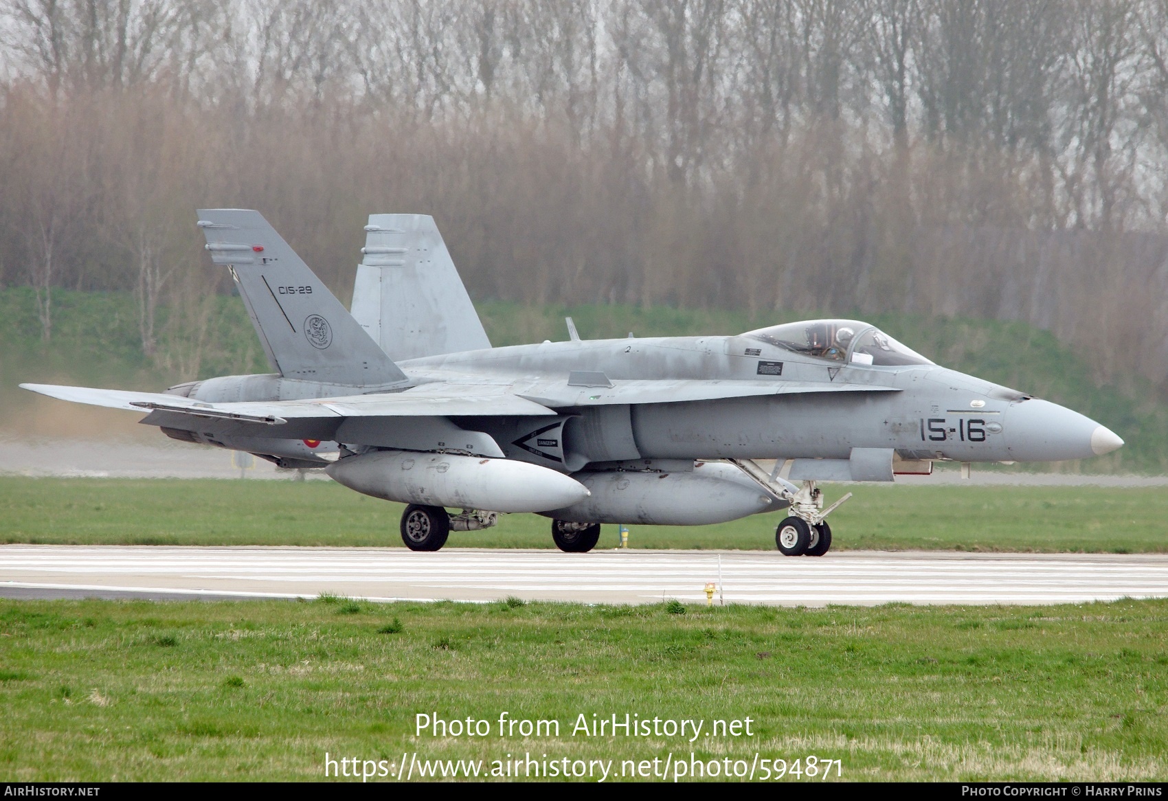 Aircraft Photo of C.15-29 | McDonnell Douglas EF-18M Hornet | Spain - Air Force | AirHistory.net #594871