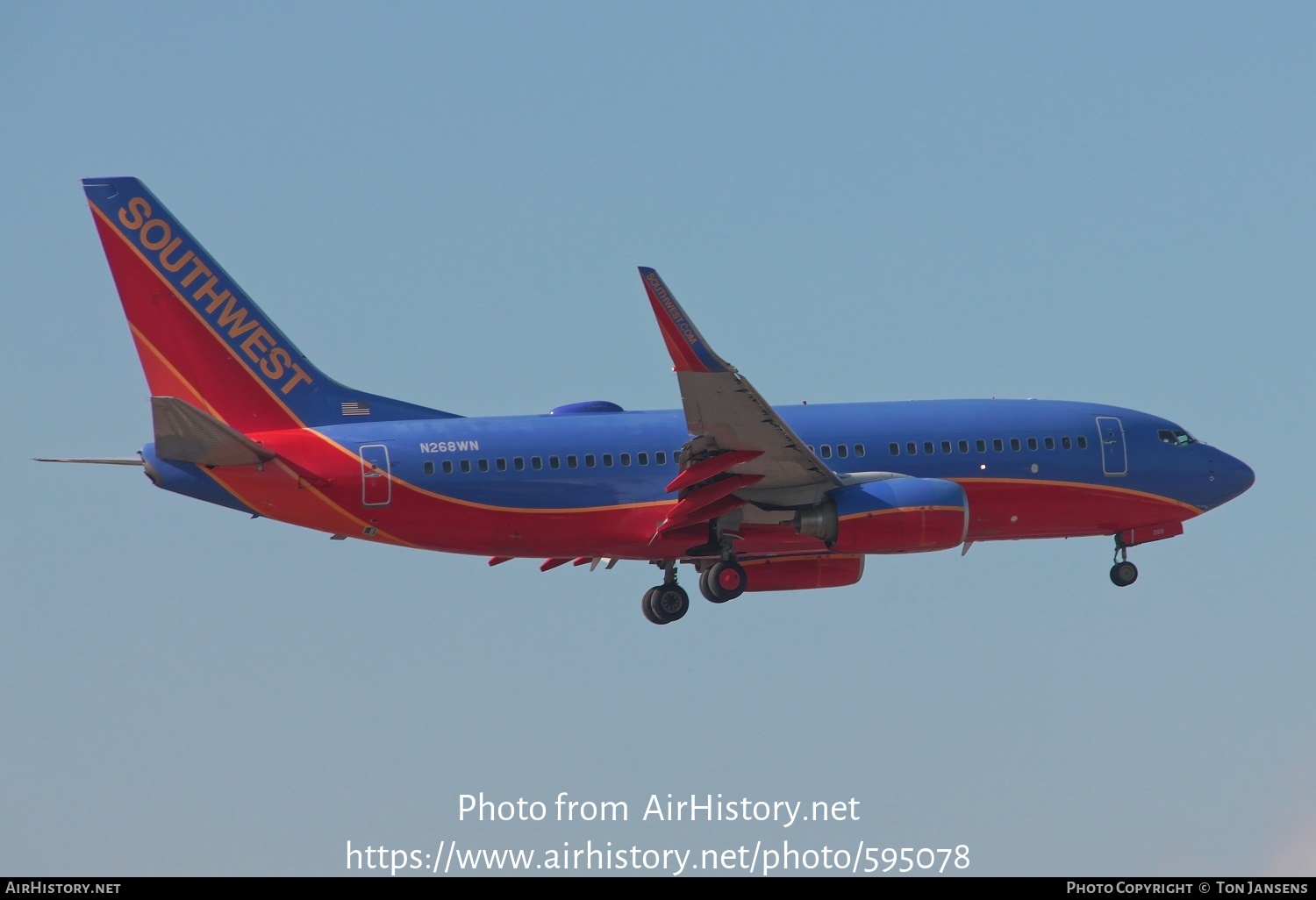 Aircraft Photo of N268WN | Boeing 737-7H4 | Southwest Airlines | AirHistory.net #595078