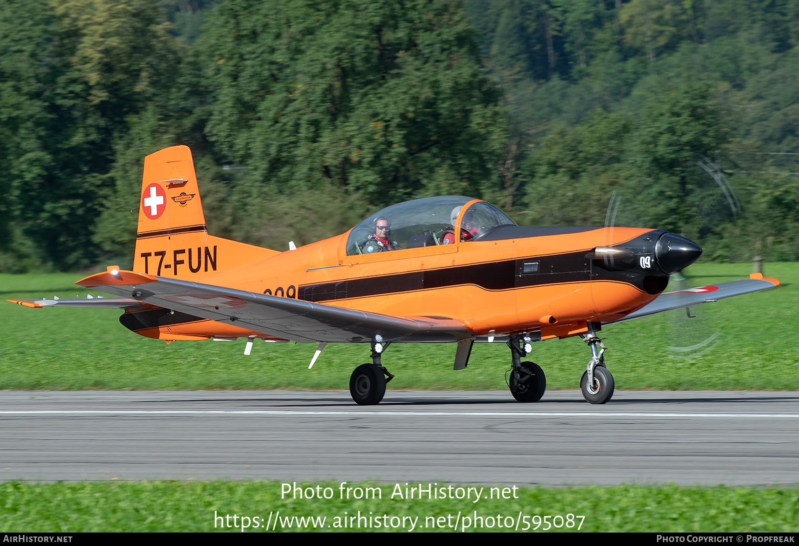 Aircraft Photo of T7-FUN / A-909 | Pilatus PC-7 | FFA Museum - Fliegermuseum Fahrzeugmuseum Altenrhein | Switzerland - Air Force | AirHistory.net #595087