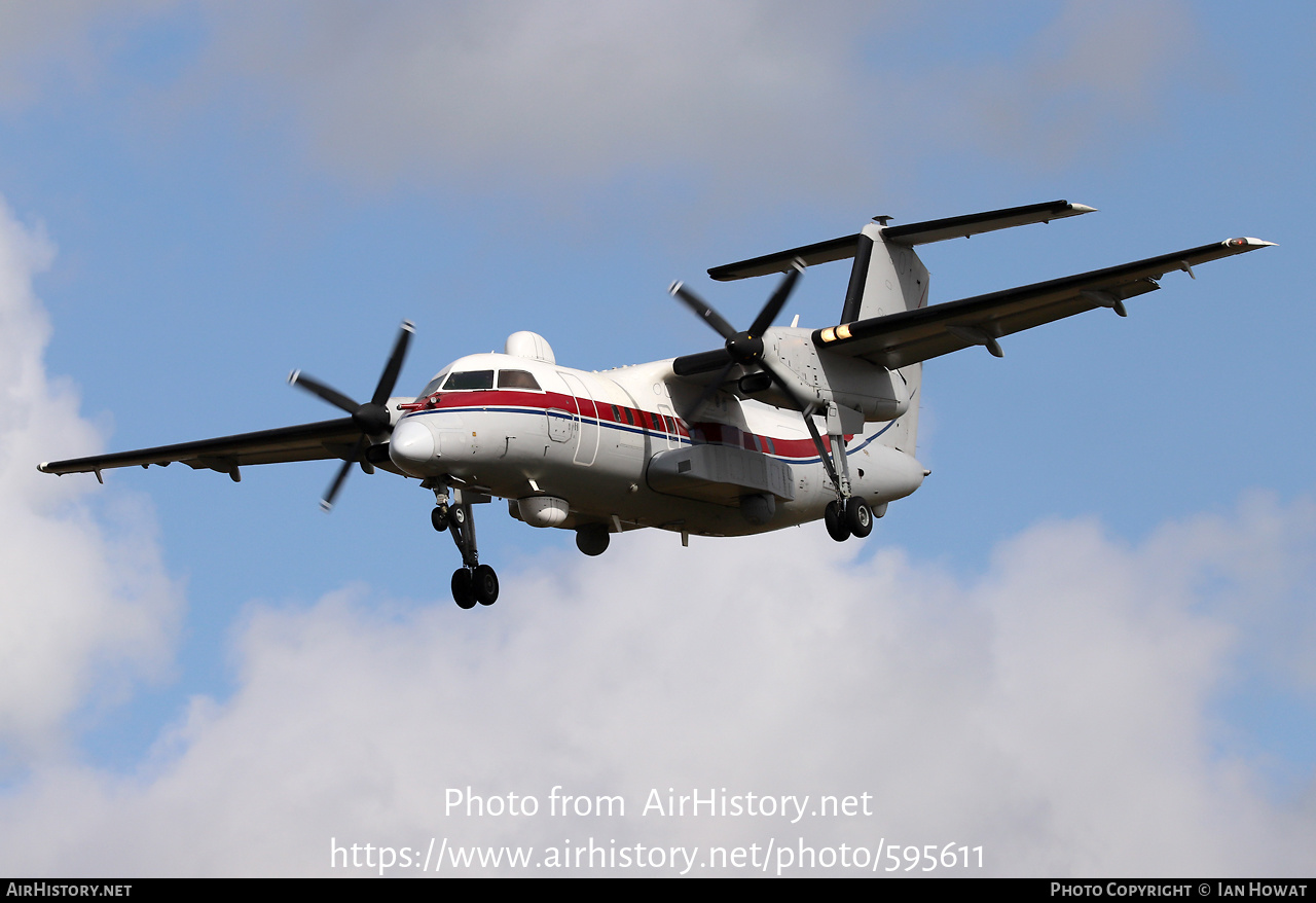 Aircraft Photo of N8200R | De Havilland Canada DHC-8-202Q Dash 8 | AirHistory.net #595611