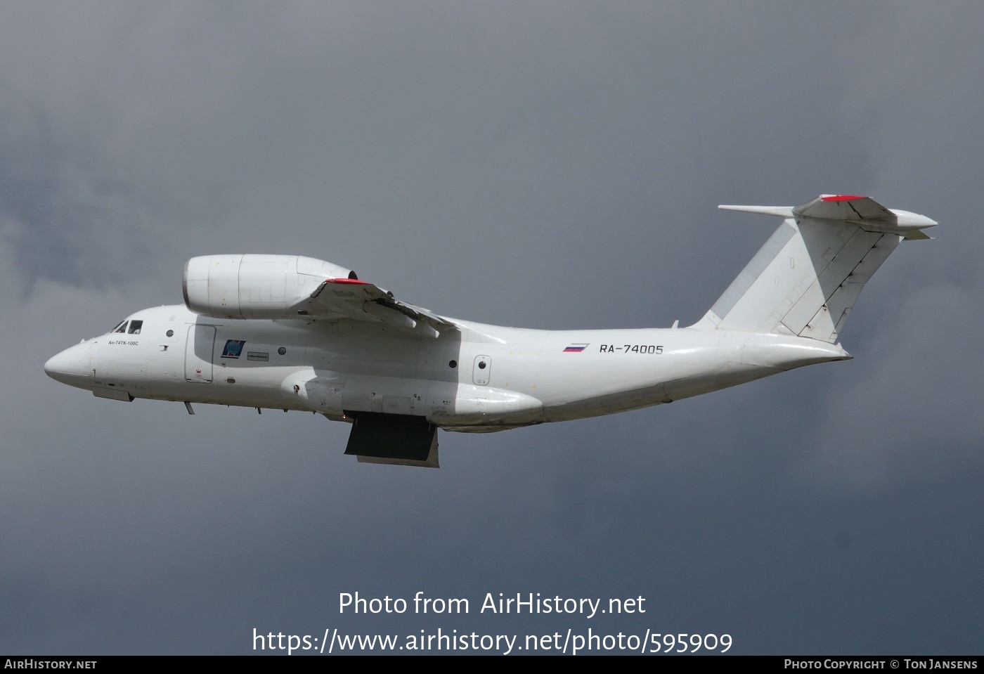 Aircraft Photo of RA-74005 | Antonov An-74TK-100C | AirHistory.net #595909