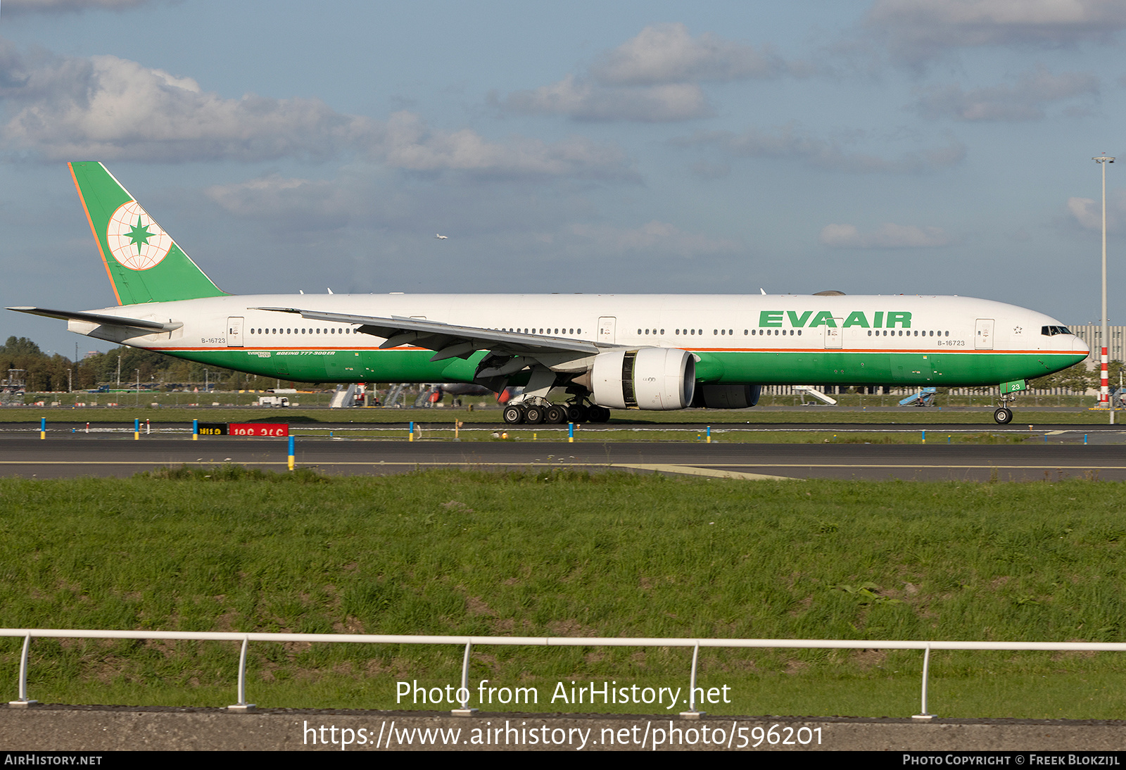 Aircraft Photo of B-16723 | Boeing 777-36N/ER | EVA Air | AirHistory.net #596201