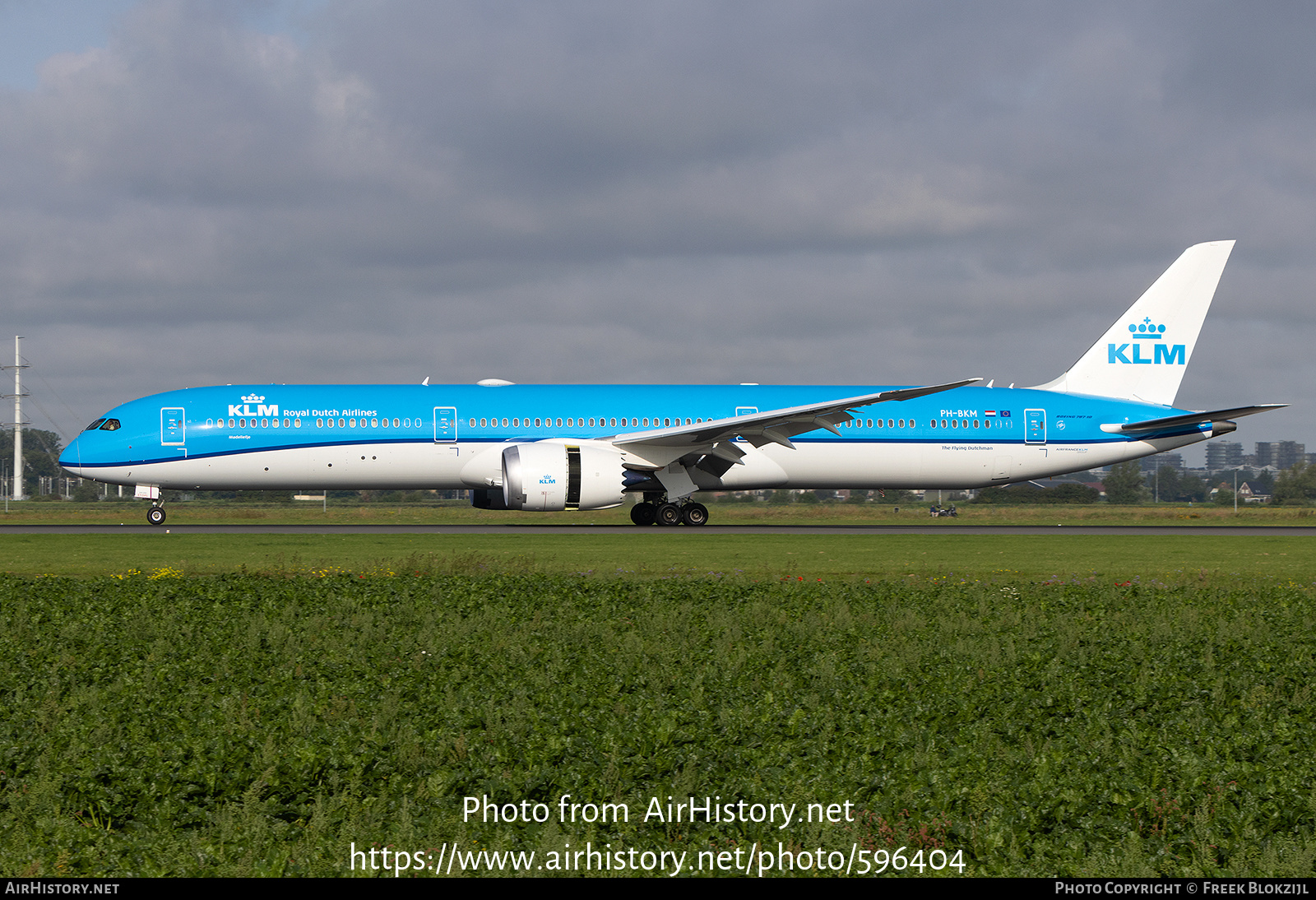 Aircraft Photo of PH-BKM | Boeing 787-10 Dreamliner | KLM - Royal Dutch Airlines | AirHistory.net #596404