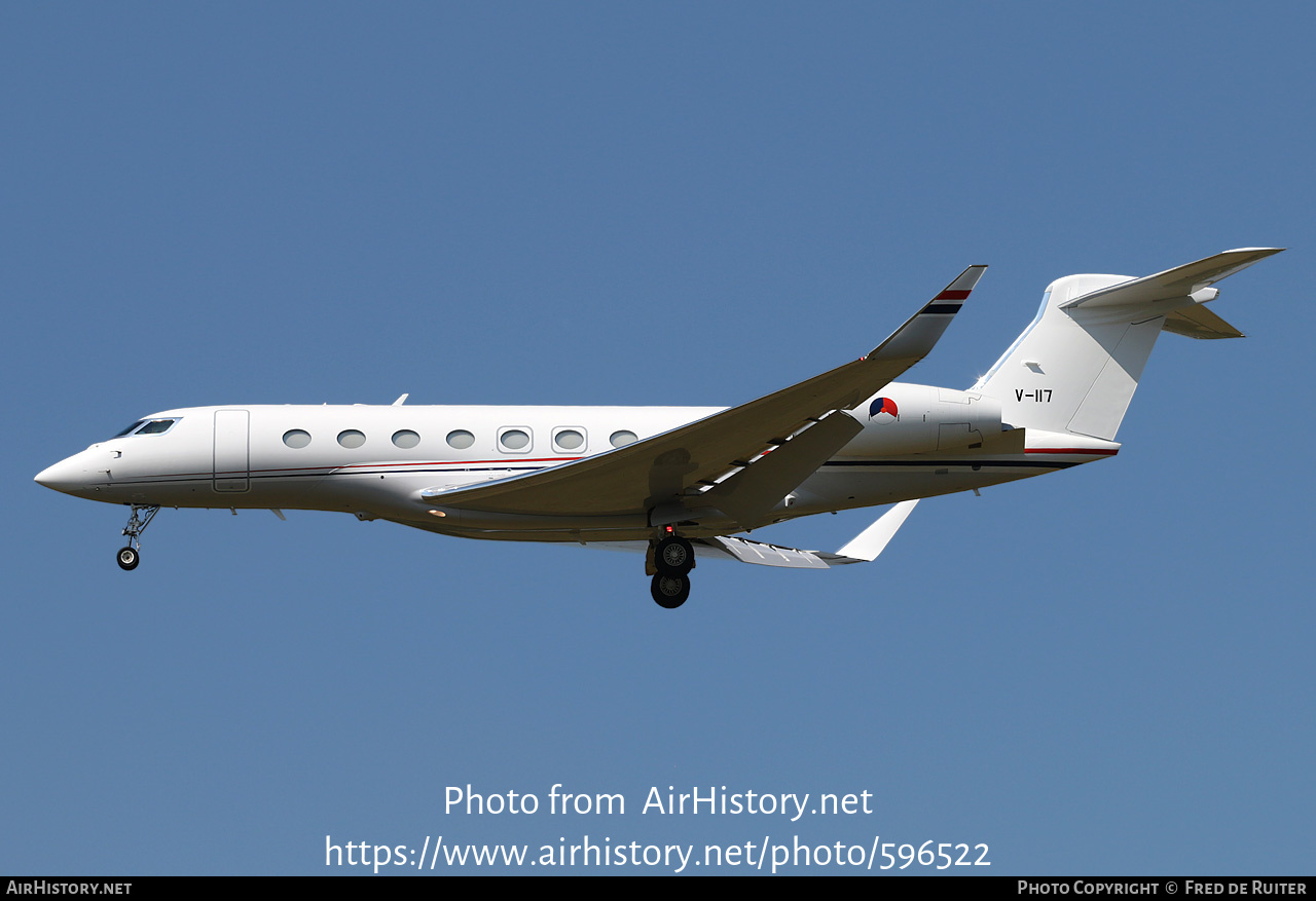 Aircraft Photo of V-117 | Gulfstream Aerospace G650ER (G-VI) | Netherlands - Air Force | AirHistory.net #596522