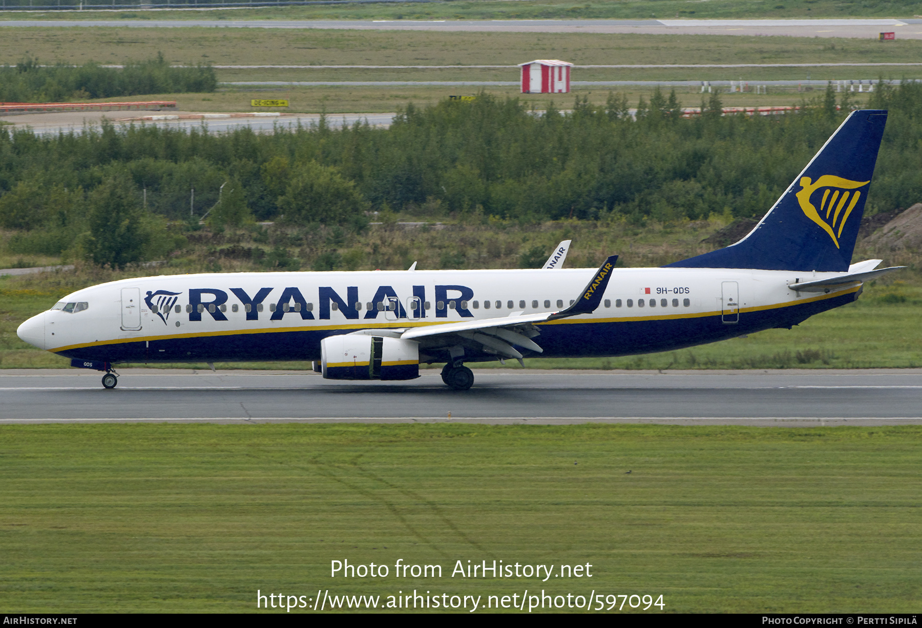 Aircraft Photo of 9H-QDS | Boeing 737-800 | Ryanair | AirHistory.net #597094