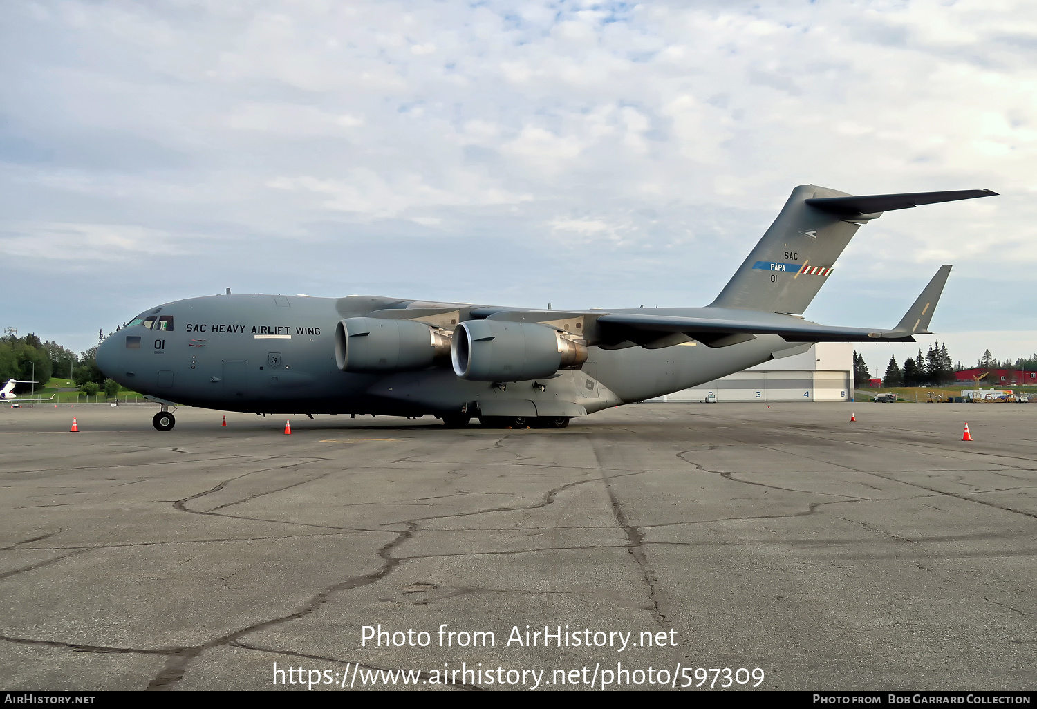 Aircraft Photo of 01 / 080001 | Boeing C-17A Globemaster III | Hungary - Air Force | AirHistory.net #597309