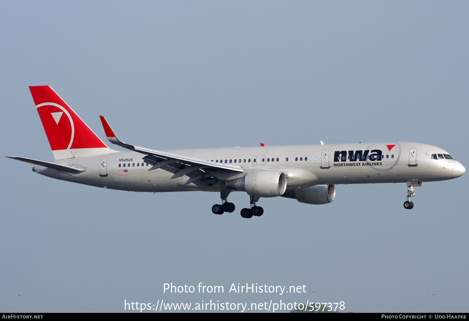 Aircraft Photo of N545US | Boeing 757-251 | Northwest Airlines | AirHistory.net #597378