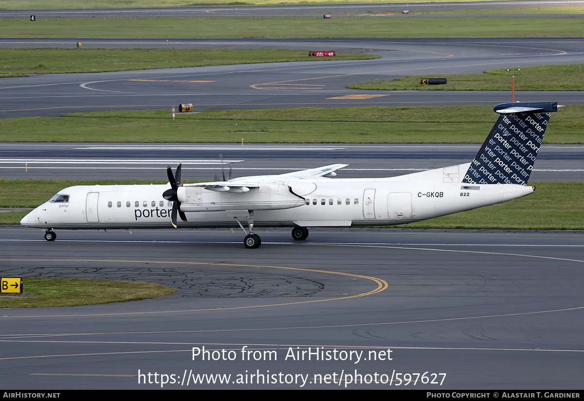 Aircraft Photo of C-GKQB | Bombardier DHC-8-402 Dash 8 | Porter Airlines | AirHistory.net #597627