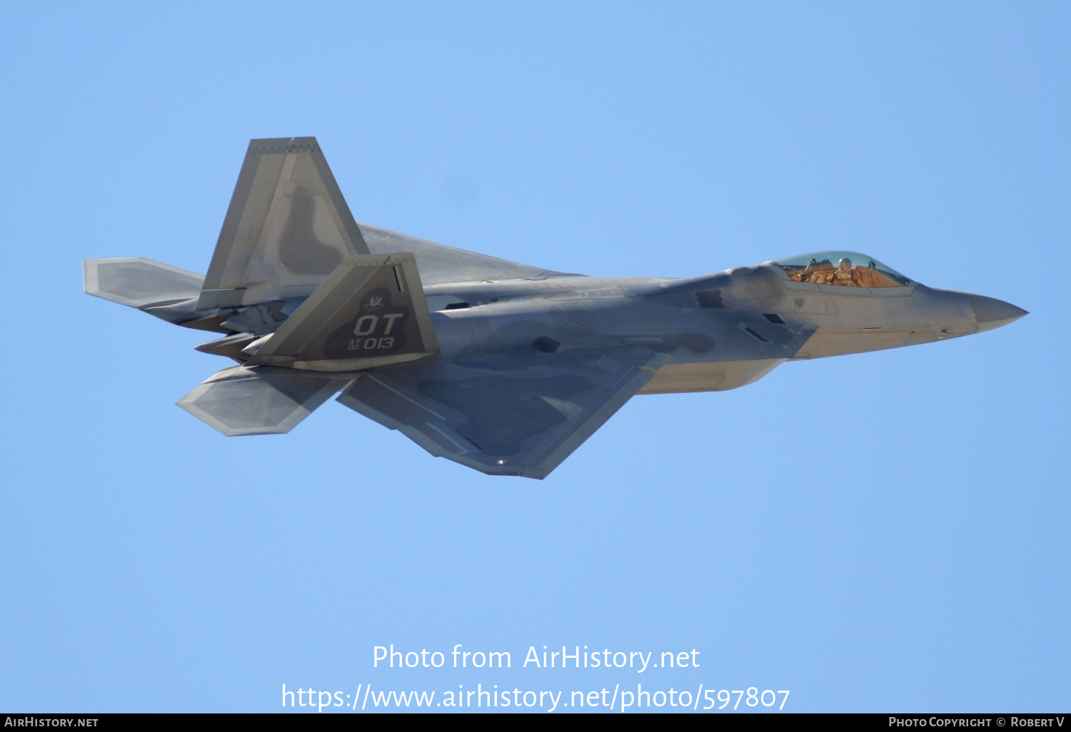 Aircraft Photo of 00-4013 / AF00-013 | Lockheed Martin F-22A Raptor | USA - Air Force | AirHistory.net #597807