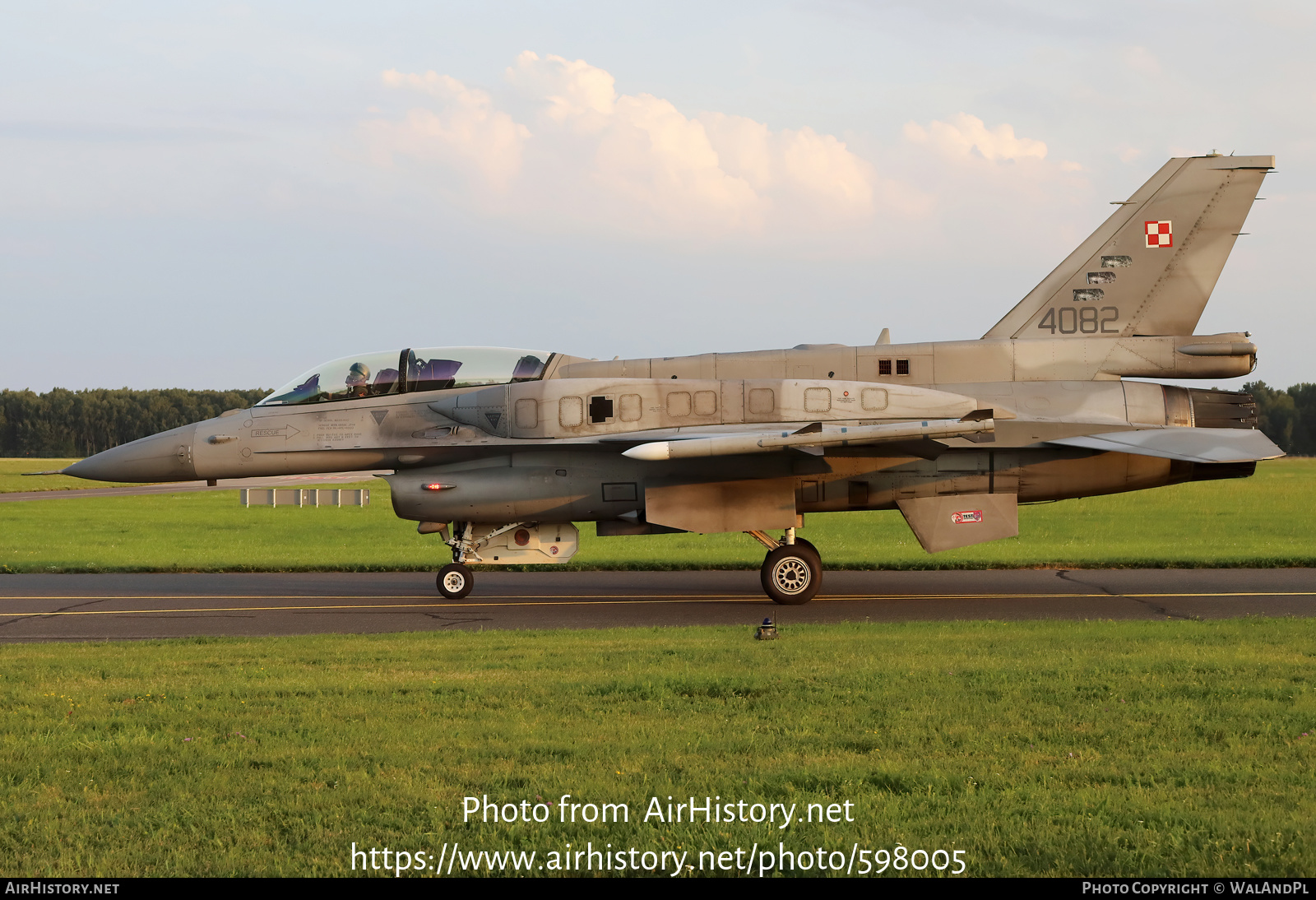 Aircraft Photo of 4082 | Lockheed Martin F-16DJ Fighting Falcon | Poland - Air Force | AirHistory.net #598005