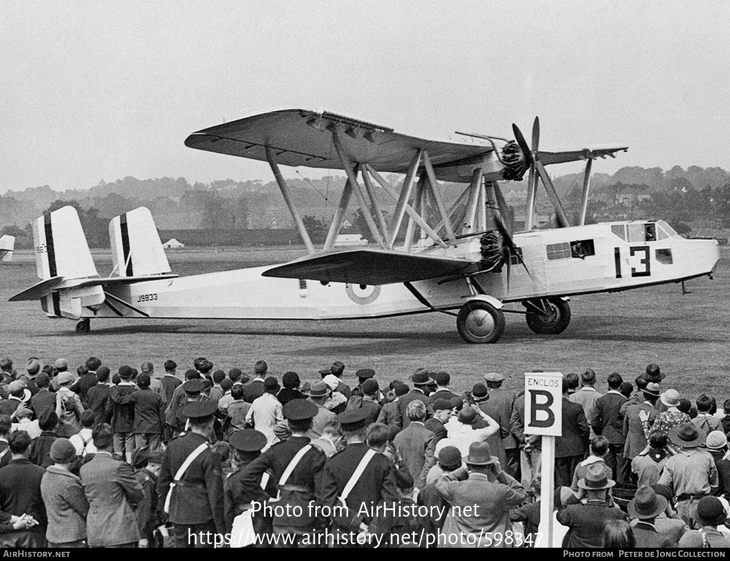 Aircraft Photo of J9833 | Handley Page HP.43 | UK - Air Force | AirHistory.net #598347