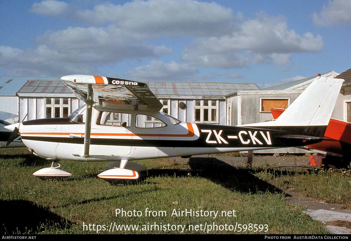 Aircraft Photo of ZK-CKV | Cessna 172G Skyhawk | AirHistory.net #598593