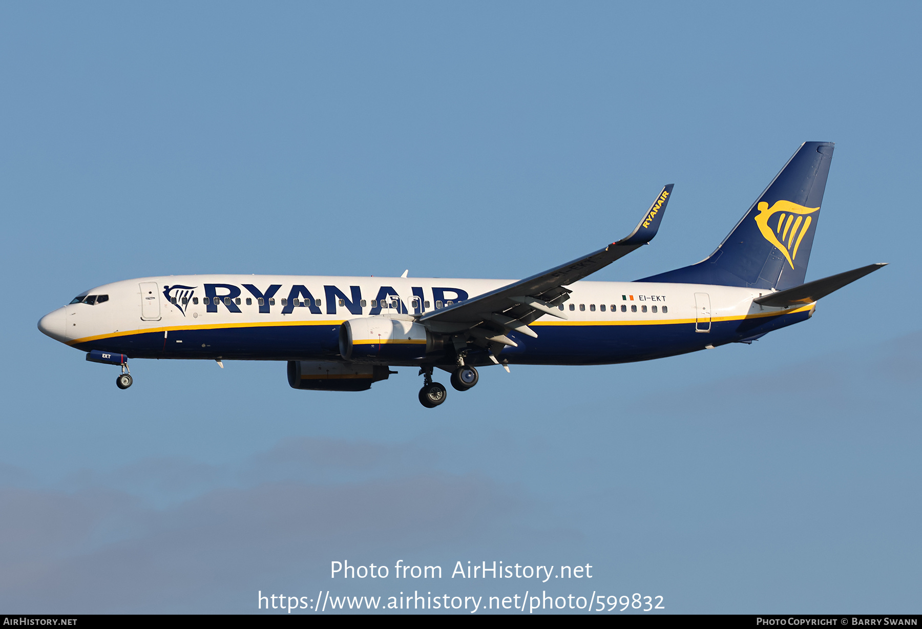 Aircraft Photo of EI-EKT | Boeing 737-8AS | Ryanair | AirHistory.net #599832